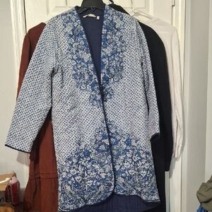 Soft Surroundings Blue and White Women's Cape